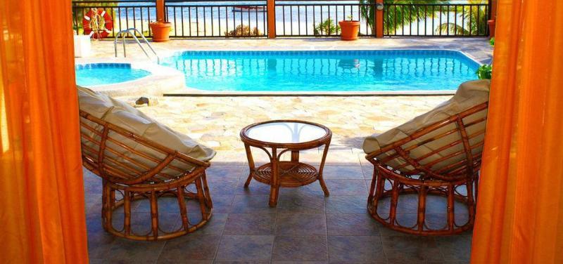Hotel C Rodrigues Mourouk Port South East Exteriér fotografie