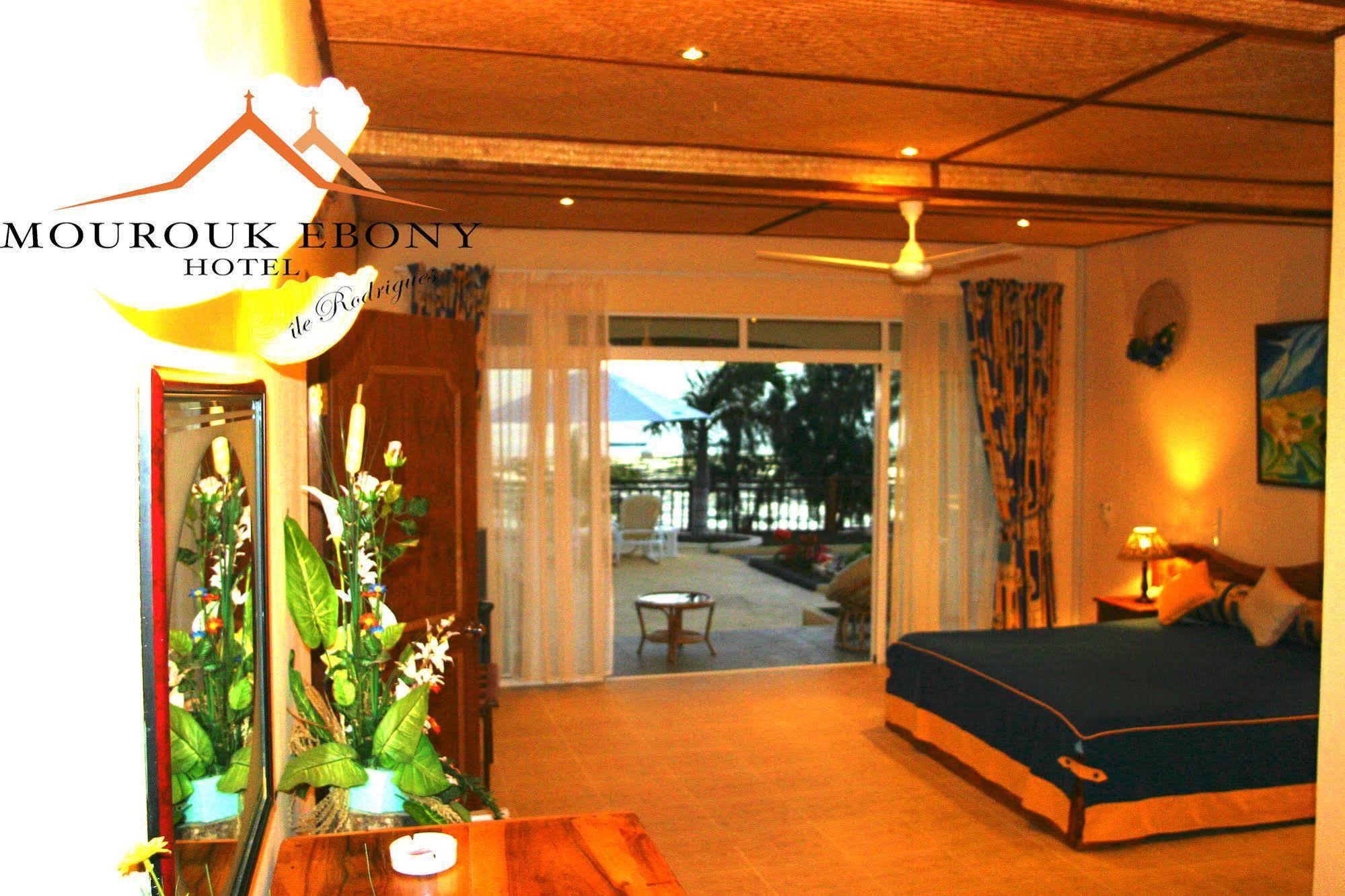 Hotel C Rodrigues Mourouk Port South East Exteriér fotografie